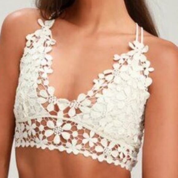 Intimately Free People White Flower Floral Lace Bralette Bra Medium Boho - Picture 1 of 6